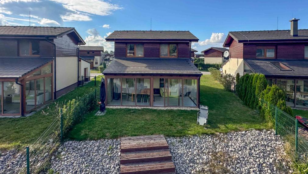 Lakefront Villa for Sale with Stunning Views