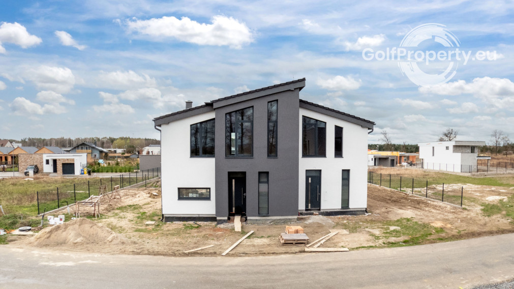 4-bedroom family house.