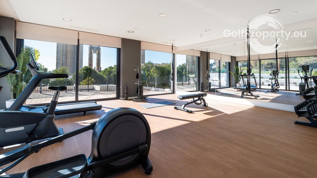 Eagle Tower Benidorm – bydlení u moře a golfu