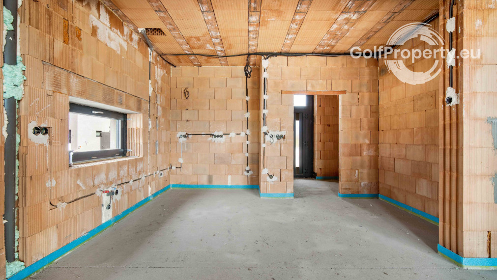 Space for Your Project | Living, Fitness & Services